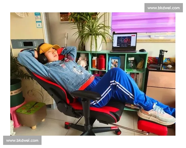 电竞选手的“魔鬼训练”,背后竟有如此励志又搞笑的故事 电竞选手的“魔鬼训练”,背后竟有如此励志又搞笑的故事