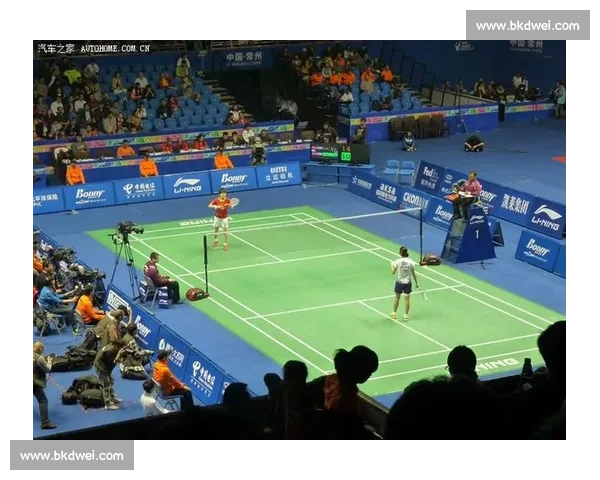 跨界合作！羽毛球俱乐部携手时尚品牌，玩转跨界营销新模式！